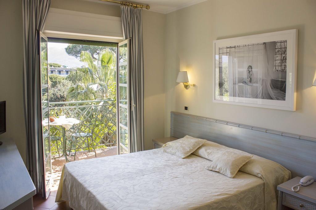 Hotel Mignon ฟอร์เต เดย์ มาร์มี ภายนอก รูปภาพ